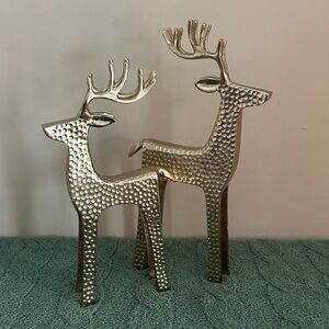Made in India Holiday Christmas Reindeer Gold Tone Hammered Set of 2 NEW!